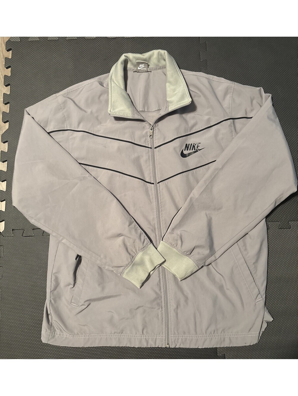 Nike Sportswear Windrunner Men’s XL Mesh Lined Full Zip Rain Jacket Grey New